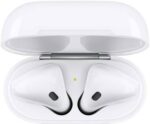 Apple AirPods with Charging Case Bluetooth Headset